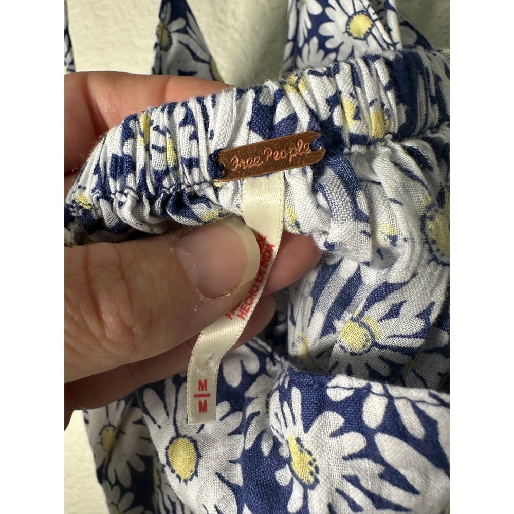 Free People Daisy Print Peplum Camisole Blue White Floral Tie Back Top Size M - Picture 5 of 6